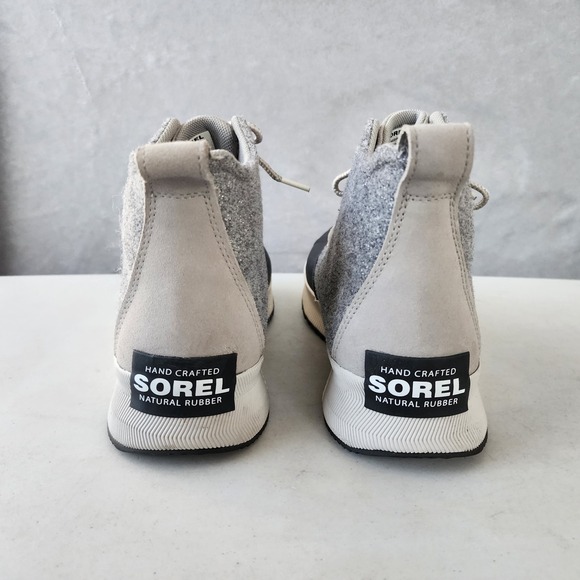 Sorel Gray and Black Winter Boots - Picture 5 of 13